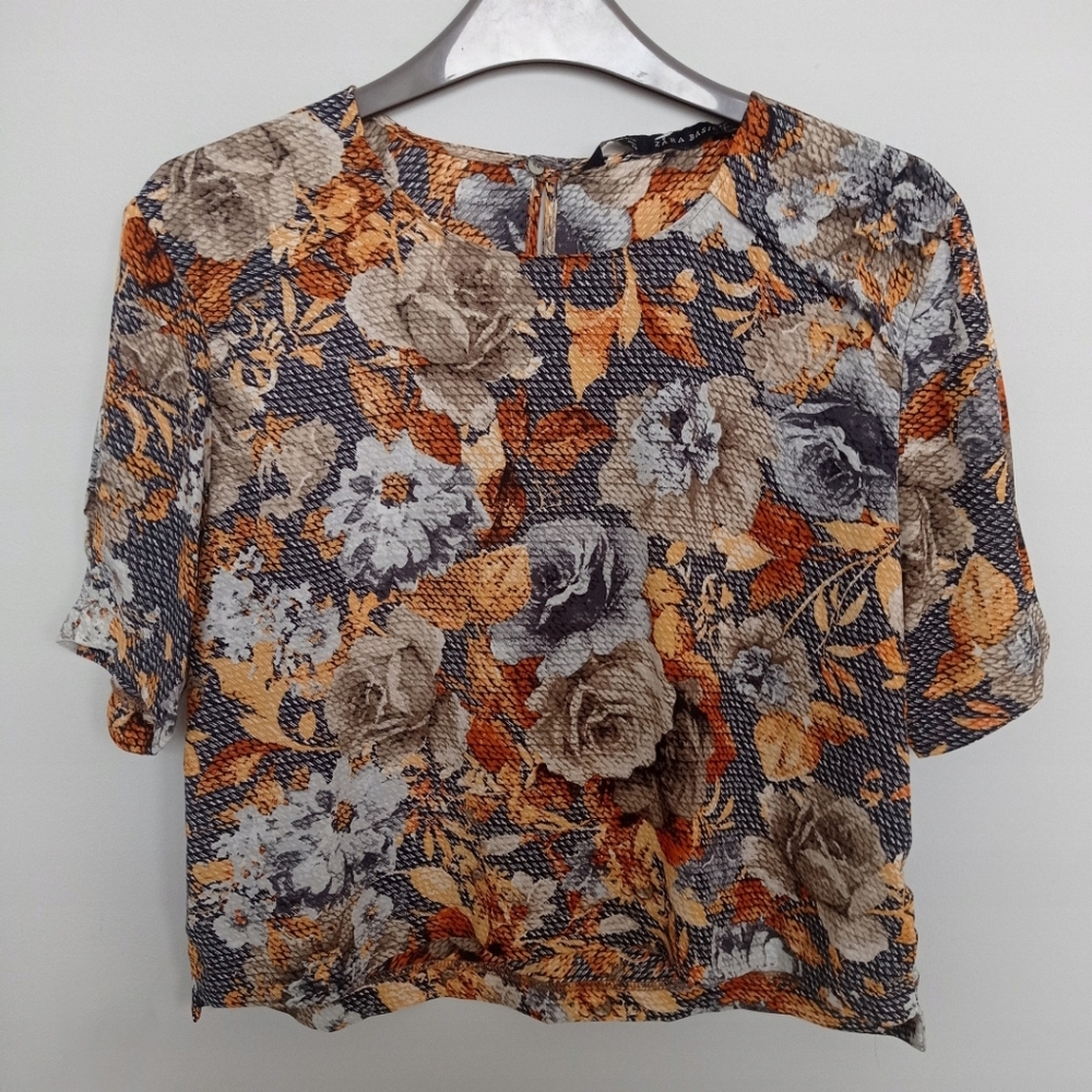 Zara floral print crop top